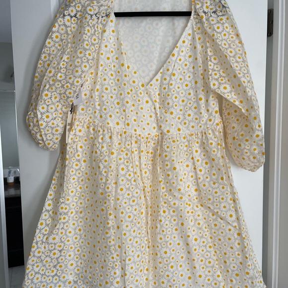BNWT Sunday Best Floral Dress - Picture 1 of 3